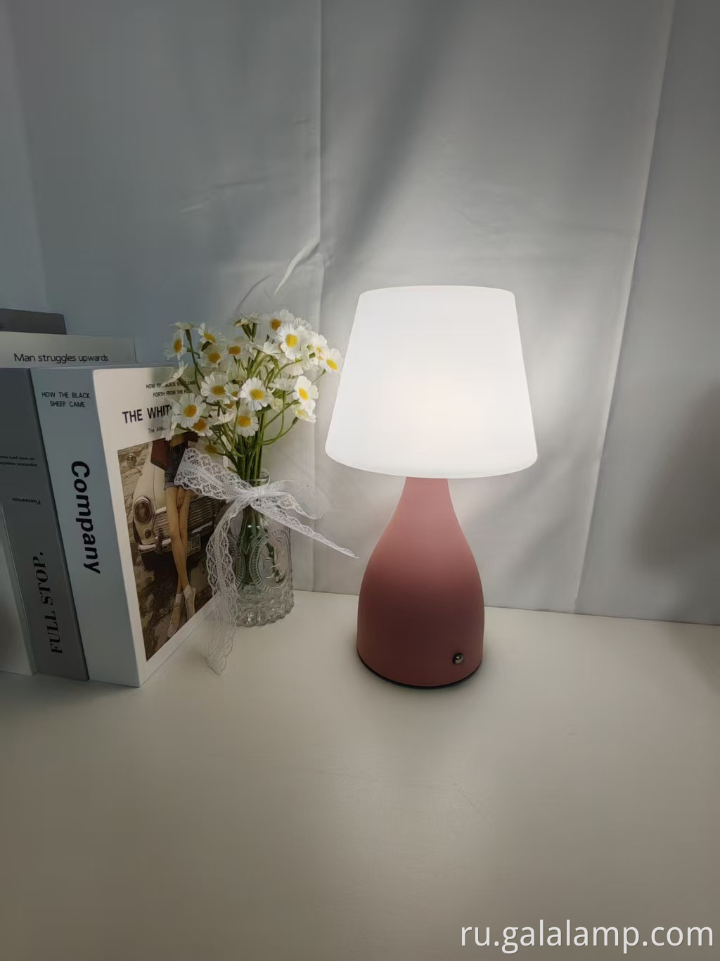 rechargeable-reading-light-for-desktop